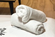 small thumb